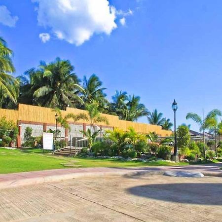 La Suena Brisa Beach Resort And Events Place バタンガス エクステリア 写真